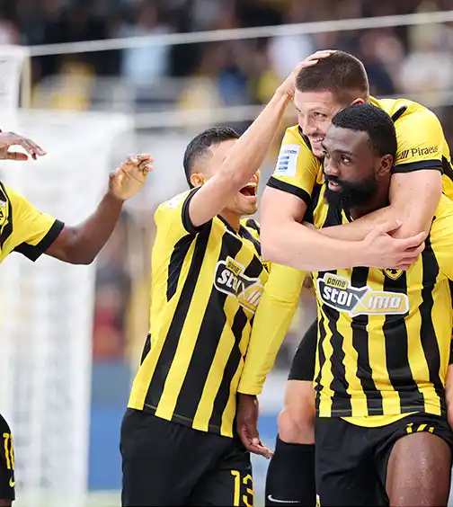 ΑΕΚ v Σάμροκ Ρόβερς