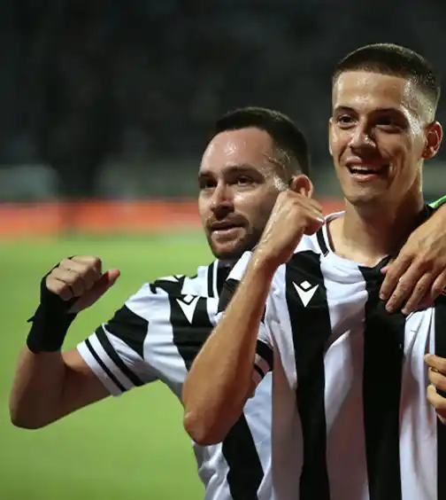 ΠΑΟΚ v Γιουνγκ Μπόις